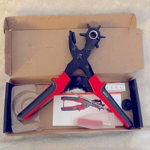 Belt loop hole puncher for leather, fabric and more